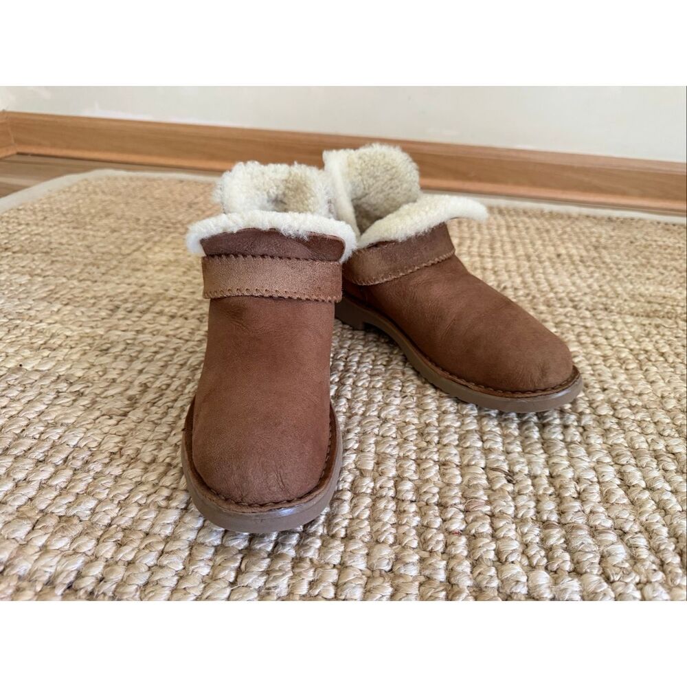 UGG Brown Ankle Boots with Cream Lining